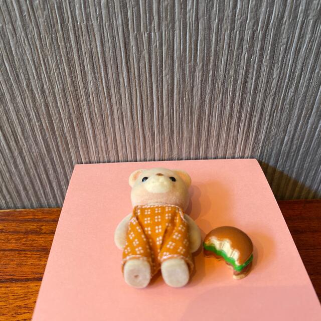 EPOCH(エポック)のシルバニアファミリー クマの赤ちゃん エンタメ/ホビーのおもちゃ/ぬいぐるみ(ぬいぐるみ)の商品写真