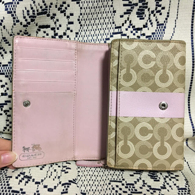 COACH(コーチ)のCOACH♡二つ折り財布 レディースのファッション小物(財布)の商品写真