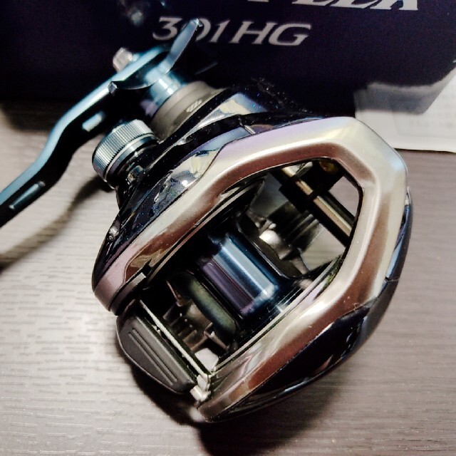 SHIMANO(シマノ)のシマノ　グラップラー 301HG スポーツ/アウトドアのフィッシング(リール)の商品写真