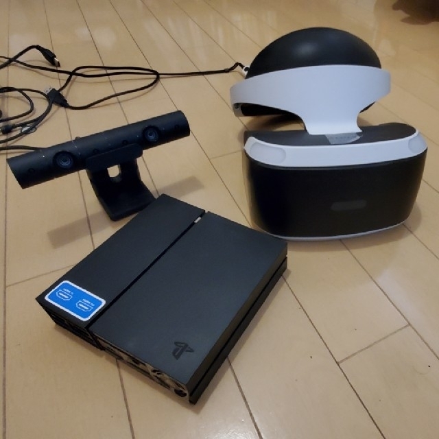 ソニーPS4Pro VRセット　ソフト有