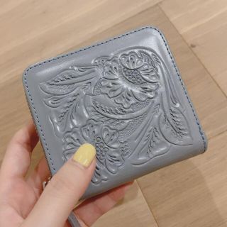 グレースコンチネンタル(GRACE CONTINENTAL)のcarving tribes ミニウォレット(財布)