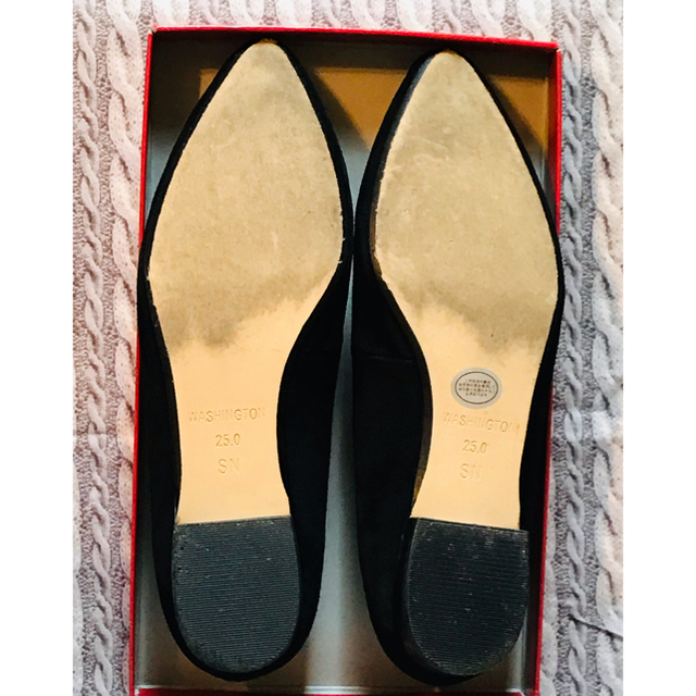 銀座ワシントン(ギンザワシントン)のパンプス  銀座ワシントン　スクエア金具　スエード×黒　 レディースの靴/シューズ(ハイヒール/パンプス)の商品写真