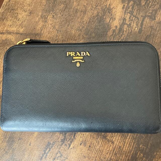 PRADA(プラダ)のPRADA 財布　 レディースのファッション小物(財布)の商品写真