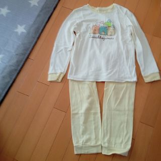 ユニクロ(UNIQLO)のmimi様専用❗❗UNIQLO KIDS すみっコぐらし　パジャマ140cm(パジャマ)