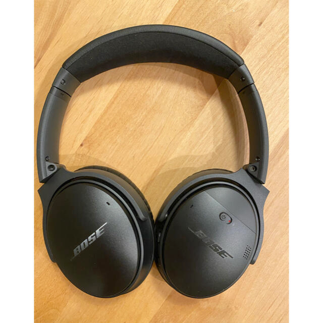 BOSE(ボーズ)の【極美品】BOSE QUIETCOMFORT 35 BLACK 黒 スマホ/家電/カメラのオーディオ機器(ヘッドフォン/イヤフォン)の商品写真