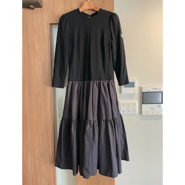 WEEKEND MIDI DRESS ブラック38 レディースのワンピース(ロングワンピース/マキシワンピース)の商品写真