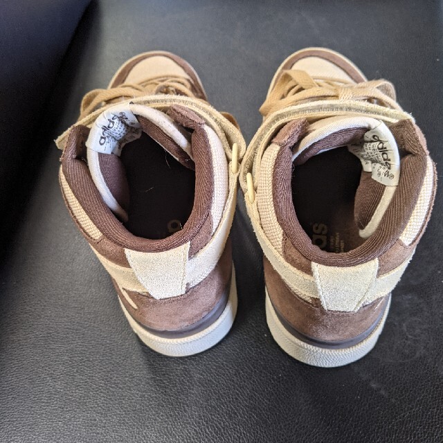 adidas(アディダス)のadidasハイカット 24.5cm メンズの靴/シューズ(スニーカー)の商品写真
