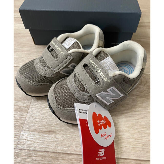 New Balance(ニューバランス)の(Yoda様専用)【新品・未使用】new balance kids スニーカー  キッズ/ベビー/マタニティのベビー靴/シューズ(~14cm)(スニーカー)の商品写真