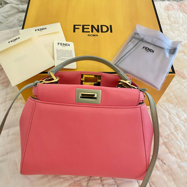 FENDI ピーカブーミニ　ピンク×ミントグリーン