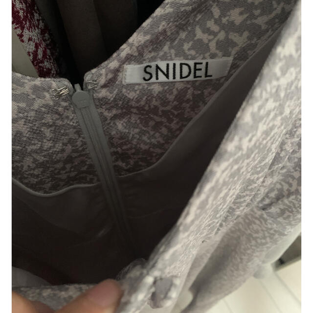 SNIDEL(スナイデル)のバリエーションプリントパフスリワンピース レディースのワンピース(ロングワンピース/マキシワンピース)の商品写真