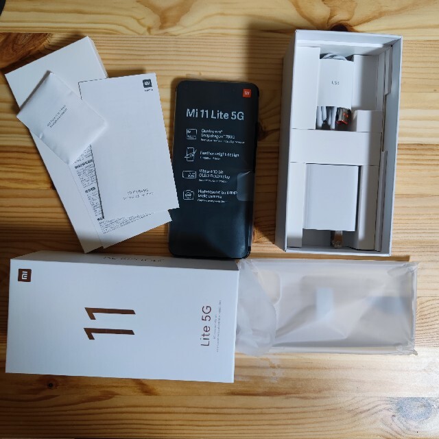 Xiaomi Mi11 Lite 5G SIMフリー ブラック 美品