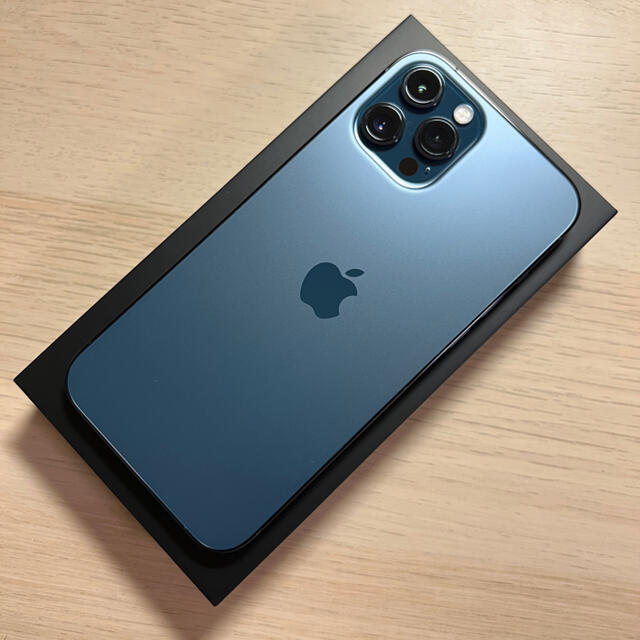 【ギフト】 12 iPhone - Apple Pro SIMフリー 256GB パシフィックブルー Max スマートフォン本体