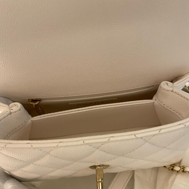 CHANEL - CHANEL ココハンドル 新品未使用 XXS 白 エクストラ CHANEL - CHANEL ココハンドル 新品未使用 XXS 白 エクストラ