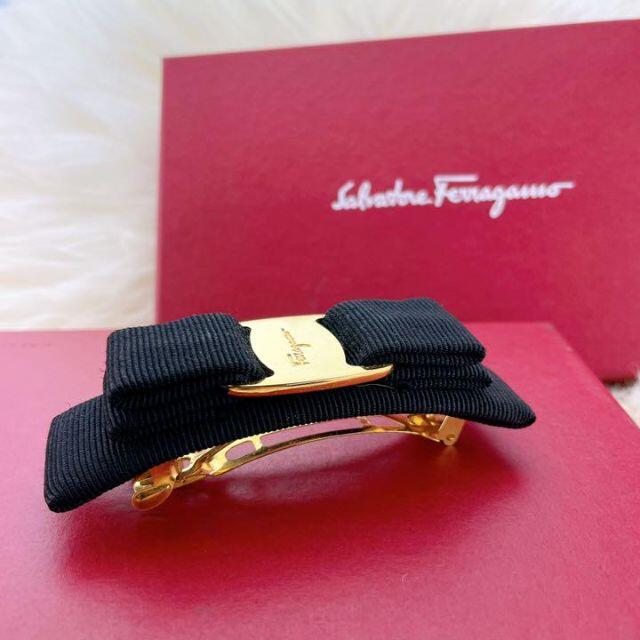 ✨新品未使用✨ バレッタ Ferragamo フェラガモ ヴァラリボン