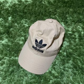 アディダス(adidas)のadidas originals キャップ　ベージュ(キャップ)