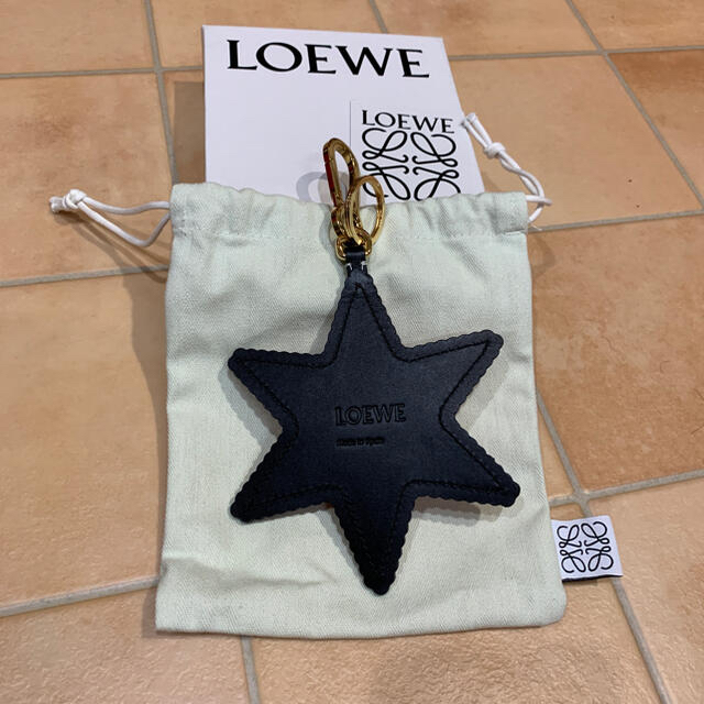 LOEWE(ロエベ)のロエベ　チャーム レディースのファッション小物(キーホルダー)の商品写真
