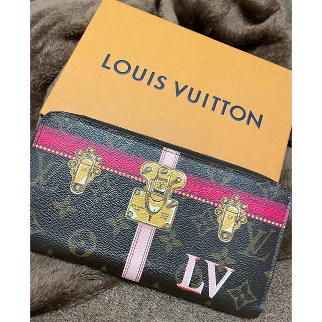 LOUIS VUITTON(ルイヴィトン)のVUITTON財布❤️❤️❤️値下げ レディースのファッション小物(財布)の商品写真