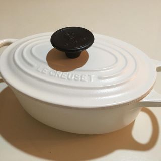 ルクルーゼ(LE CREUSET)の最終値下げ！ ルクルーゼ ココットオーバル 17cm コットン(鍋/フライパン)