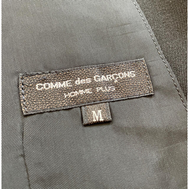 COMME des GARCONS HOMME PLUS(コムデギャルソンオムプリュス)のコムデギャルソン オム ベスト Mサイズ メンズのトップス(ベスト)の商品写真