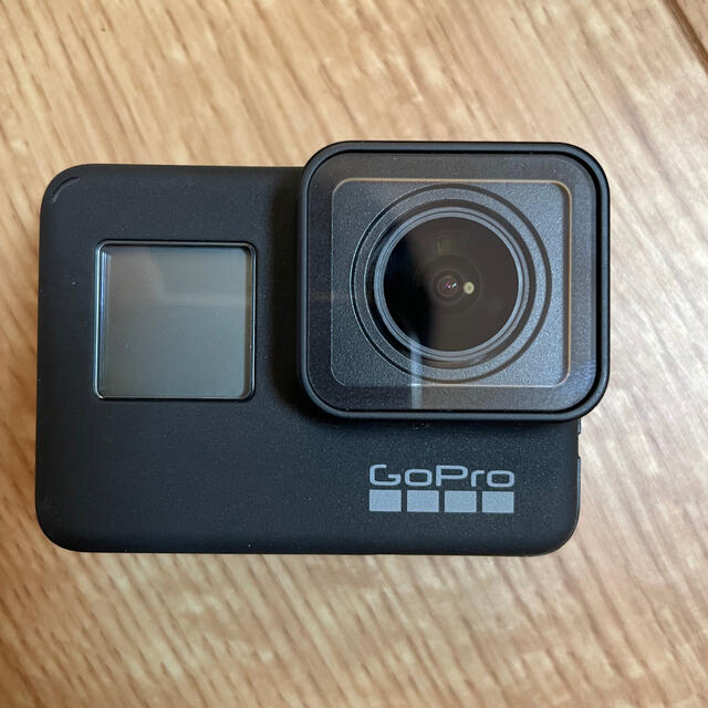 GoPro(ゴープロ)のGoPro HERO7 BLACK スマホ/家電/カメラのカメラ(コンパクトデジタルカメラ)の商品写真