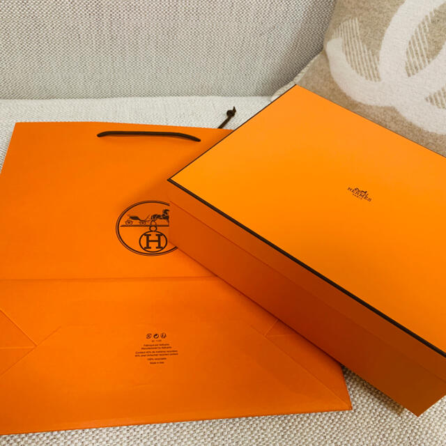 Hermes(エルメス)の(新品)最新作 エルメス ブランケット 毛布 膝掛け アヴァロン・パスパス インテリア/住まい/日用品の寝具(毛布)の商品写真