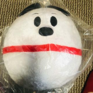 スヌーピー(SNOOPY)のSNOOPY クッション 新品 送料込み(キャラクターグッズ)