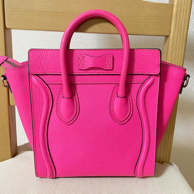 celine(セリーヌ)のセリーヌ　ラゲージ　ナノ　ピンク レディースのバッグ(ハンドバッグ)の商品写真