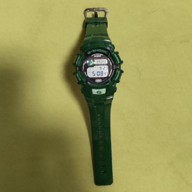 G-SHOCK(ジーショック)のG-SHOCK グリーンカラ―ズ タフソ―ラ― G2300GR   メンズの時計(腕時計(デジタル))の商品写真