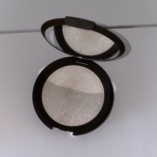 セフォラ(Sephora)のBECCA ハイライター　PEARL(フェイスカラー)