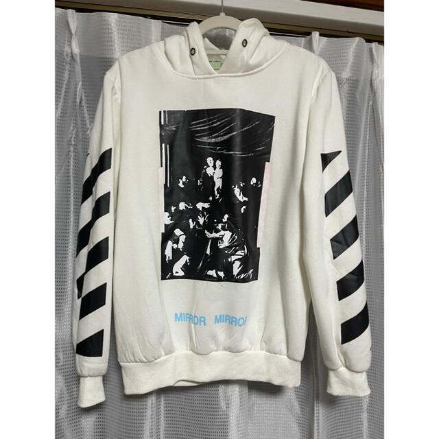 OFF-WHITE(オフホワイト)の大人気 オフホワイト OFFWHITE 男女兼用パーカー 白色 メンズのトップス(パーカー)の商品写真