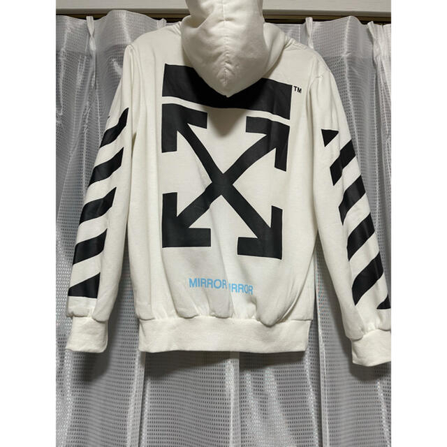 OFF-WHITE(オフホワイト)の大人気 オフホワイト OFFWHITE 男女兼用パーカー 白色 メンズのトップス(パーカー)の商品写真