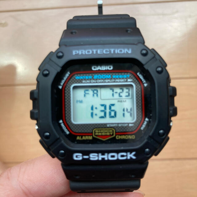 カシオ　G-SHOCK DW- 5300 赤枠