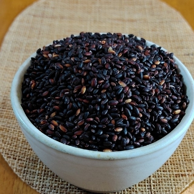 黒米(朝紫)玄米 350g 食品/飲料/酒の食品(米/穀物)の商品写真