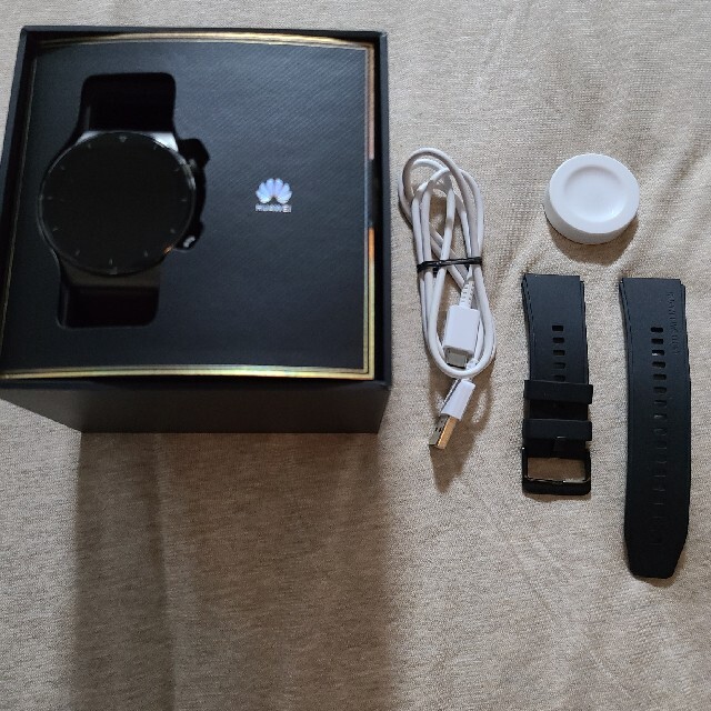 HUAWEI(ファーウェイ)のHUAWAI WATCH GT2 Pro メンズの時計(腕時計(デジタル))の商品写真