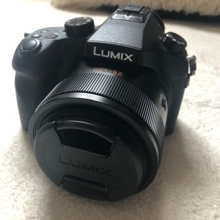 パナソニック(Panasonic)のPanasonic LUMIX FZ DMC-FZ1000 お早めに！(デジタル一眼)