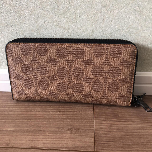 coach コーチ　レキシー　恐竜　長財布