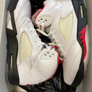 ナイキ(NIKE)のNIKE AIR JORDAN 5 RETRO "FIRE RED"(スニーカー)