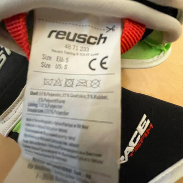 reusch(ロイシュ)のジュニア用　グローブ スポーツ/アウトドアのスキー(その他)の商品写真