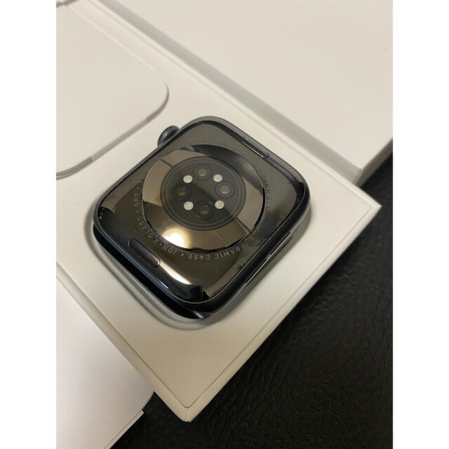 Apple Watch(アップルウォッチ)の【美品】アップルウォッチ series6 44mm メンズの時計(腕時計(デジタル))の商品写真