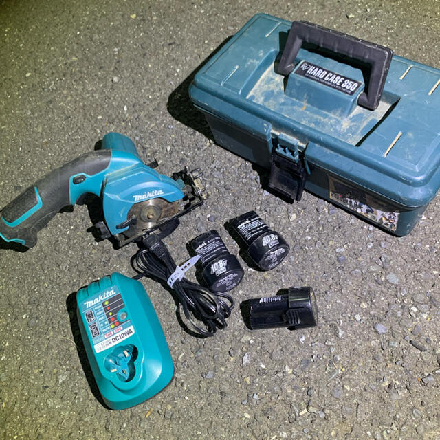 makita マキタ　充電式　丸のこ　HS300D バッテリー充電器　フルセット