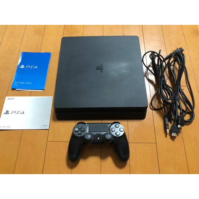 SONY PlayStation4 本体　CUH-2000A