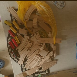 イケア(IKEA)のIKEA 木のレールセット(電車のおもちゃ/車)
