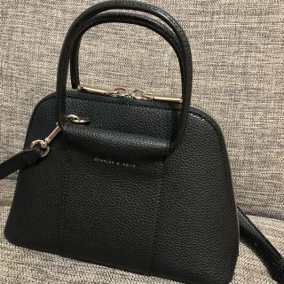 チャールズアンドキース(Charles and Keith)の【高見え/美品】ミニリングハンドル ドームバッグ(ショルダーバッグ)