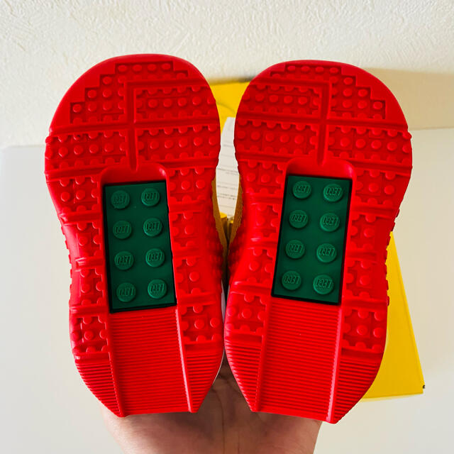 adidas(アディダス)の新品　タグ付き　adidas　LEGO  スニーカー　12cm　黄色 キッズ/ベビー/マタニティのベビー靴/シューズ(~14cm)(スニーカー)の商品写真