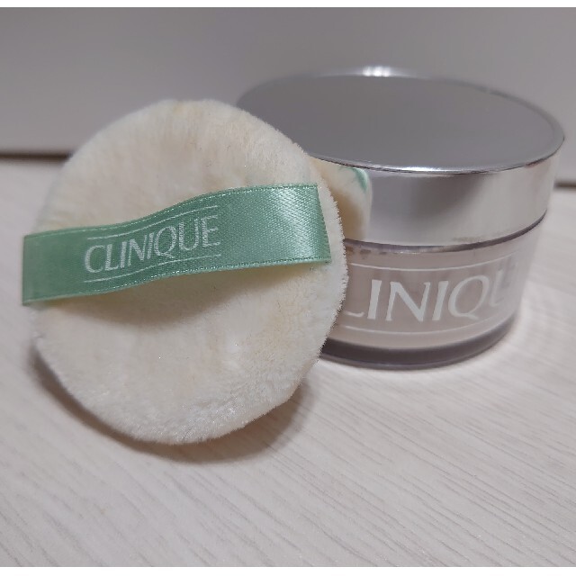 CLINIQUE(クリニーク)の【miyy様専用】クリニーク スーパーブレンデッド フェース パウダー 05 コスメ/美容のベースメイク/化粧品(フェイスパウダー)の商品写真