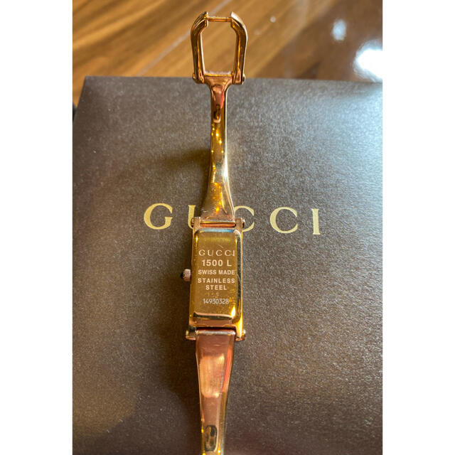 Gucci(グッチ)のGUCCI レディース　腕時計　一粒ダイヤ　1500L レディースのファッション小物(腕時計)の商品写真