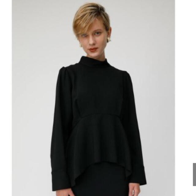 moussy(マウジー)のMOUSSY SIDE SLIT MOCK NECK トップス レディースのトップス(シャツ/ブラウス(長袖/七分))の商品写真