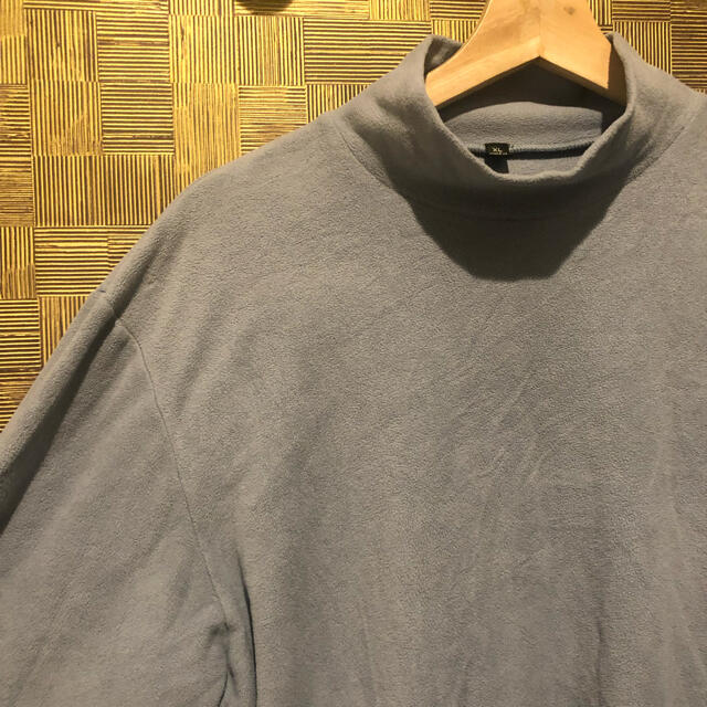 UNIQLO(ユニクロ)のユニクロ　ウルトラライトフリースモックネックT 長袖　メンズ　ブルー　XL メンズのトップス(Tシャツ/カットソー(七分/長袖))の商品写真