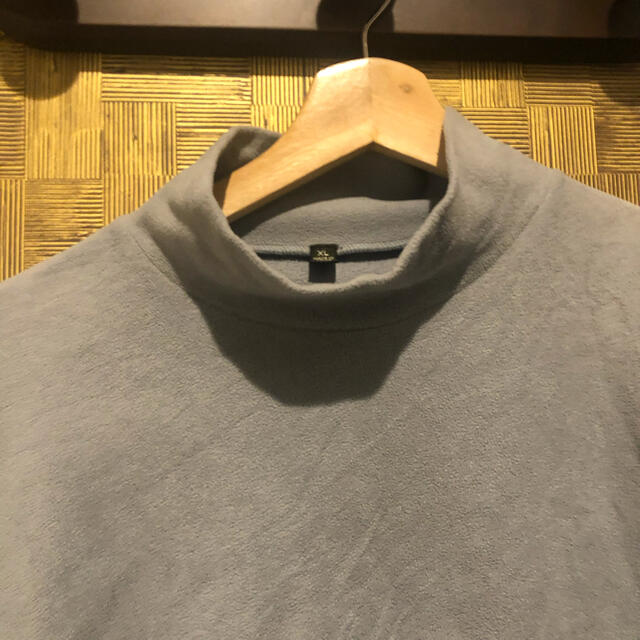 UNIQLO(ユニクロ)のユニクロ　ウルトラライトフリースモックネックT 長袖　メンズ　ブルー　XL メンズのトップス(Tシャツ/カットソー(七分/長袖))の商品写真