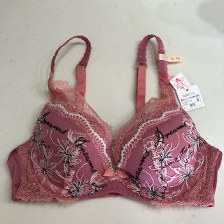 アモスタイル(AMO'S STYLE)のメッセージレース 夢みるブラ Deep V ブラジャー B70(ブラ)